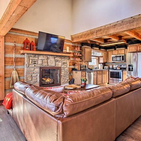 Panoramic-View Gatlinburg Cabin With Private Hot Tub ภายนอก รูปภาพ